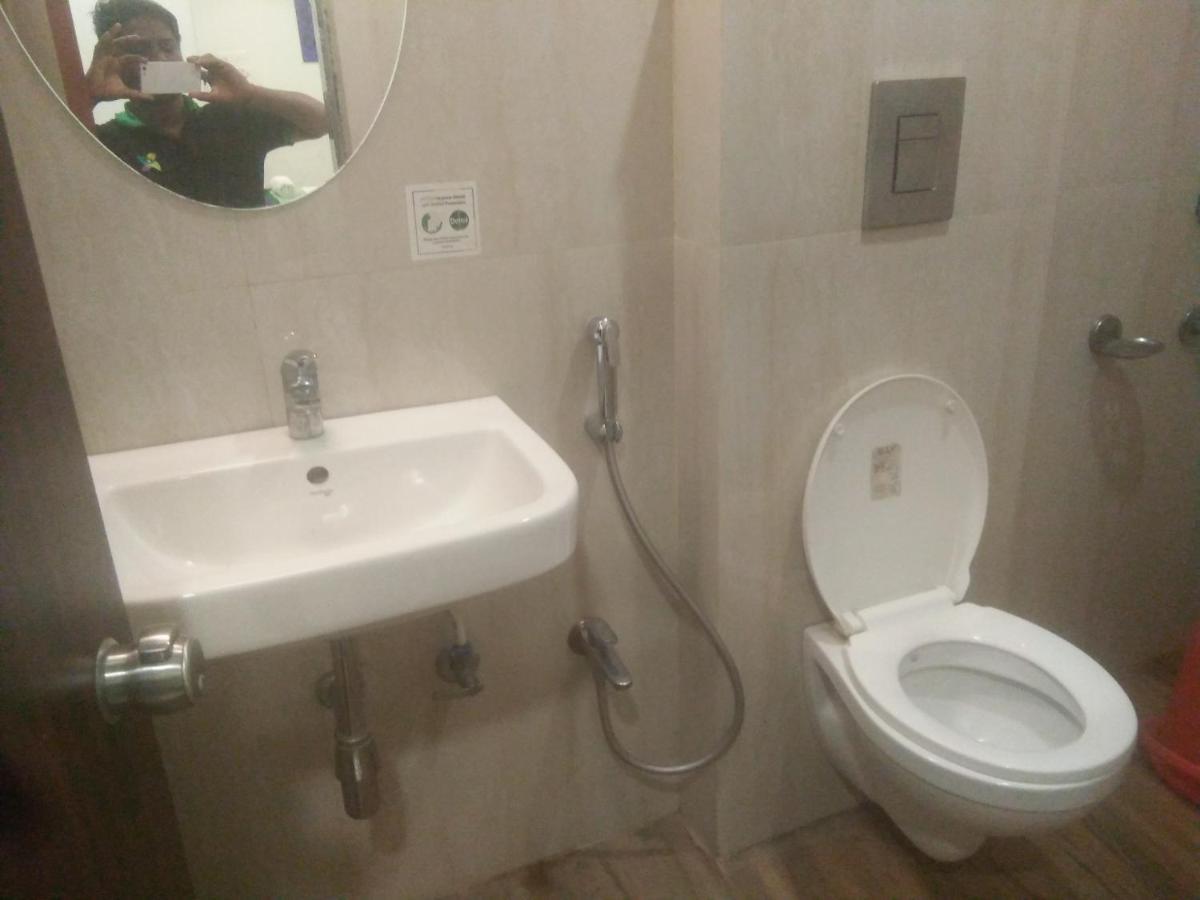 Restr Inn Нагпур Экстерьер фото